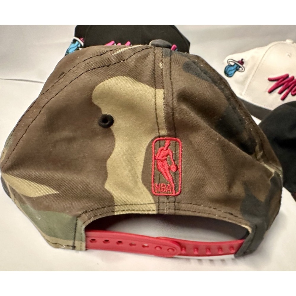 ~2010 RARE! Lot of 5 Miami Heat NBA Snapback Hats New Era 9FIFTY Mitchell & Ness - Picture 9 of 16